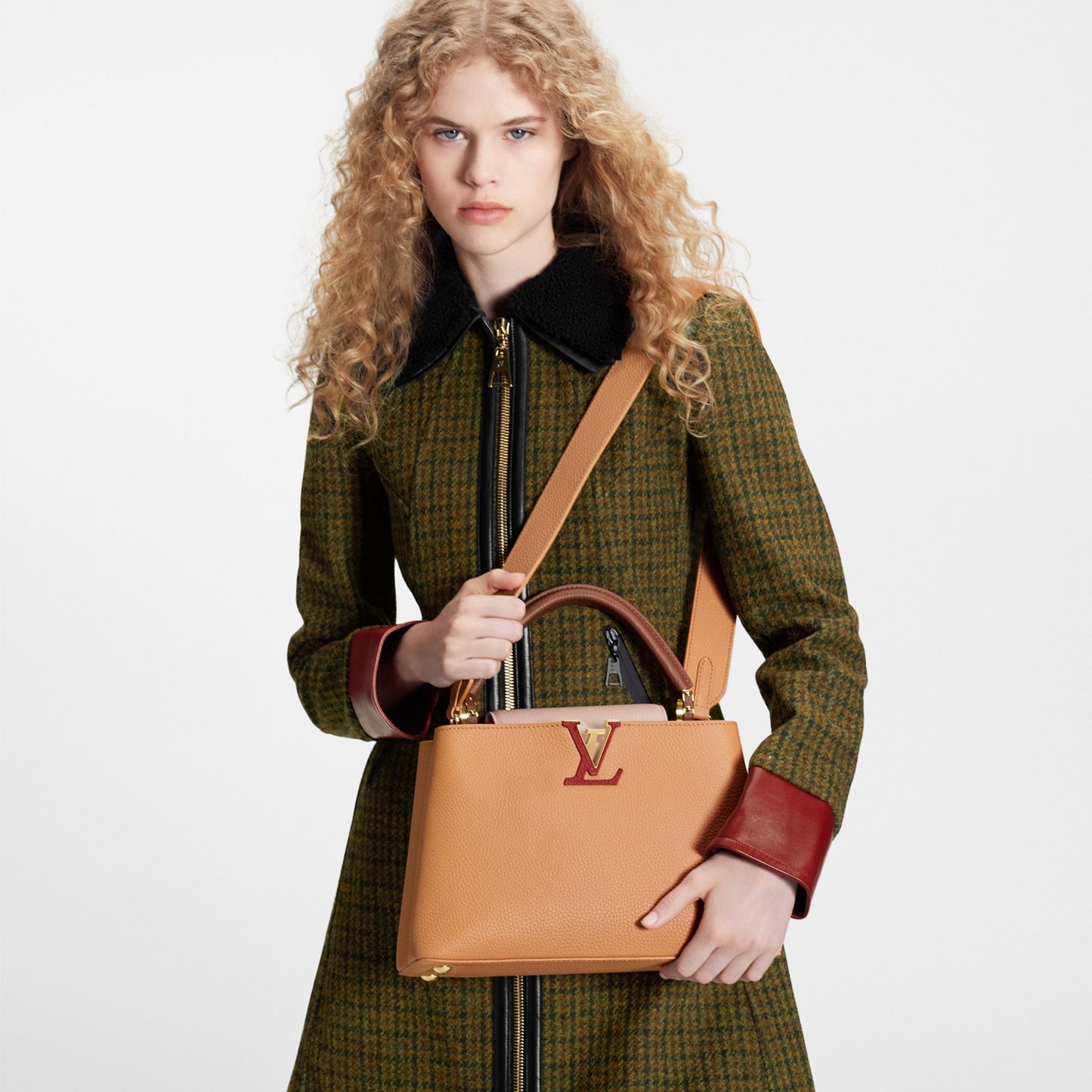 M20784 Capucines MM Arizona Wood