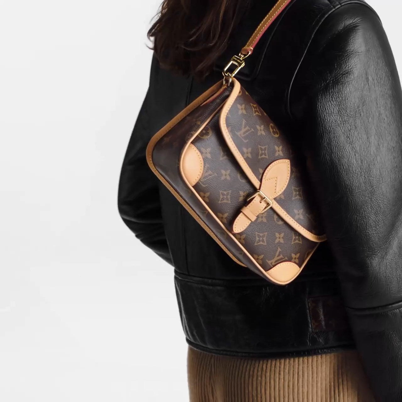 M46049 Diane Fuchsia