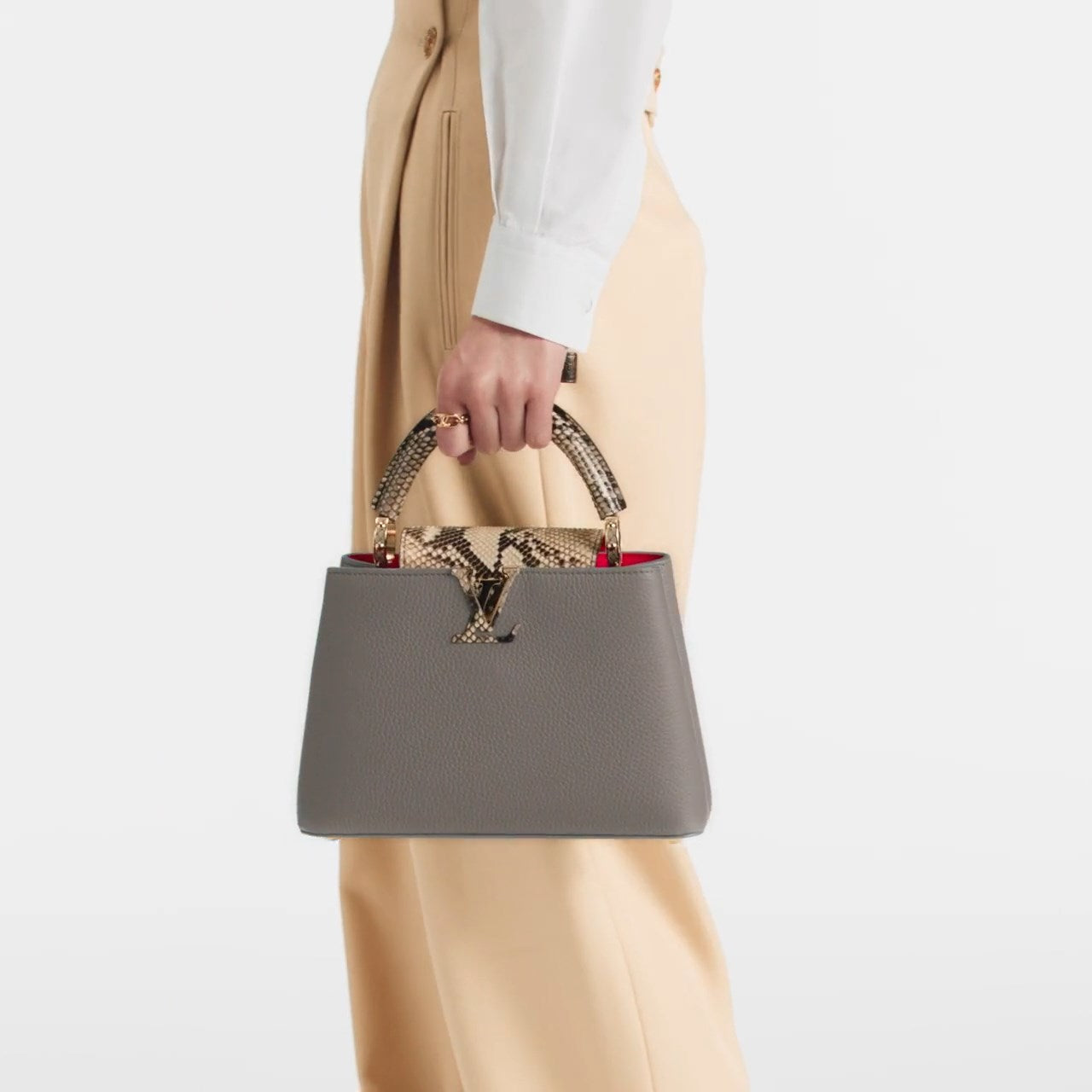 N82068 Capucines BB Steeple Gray