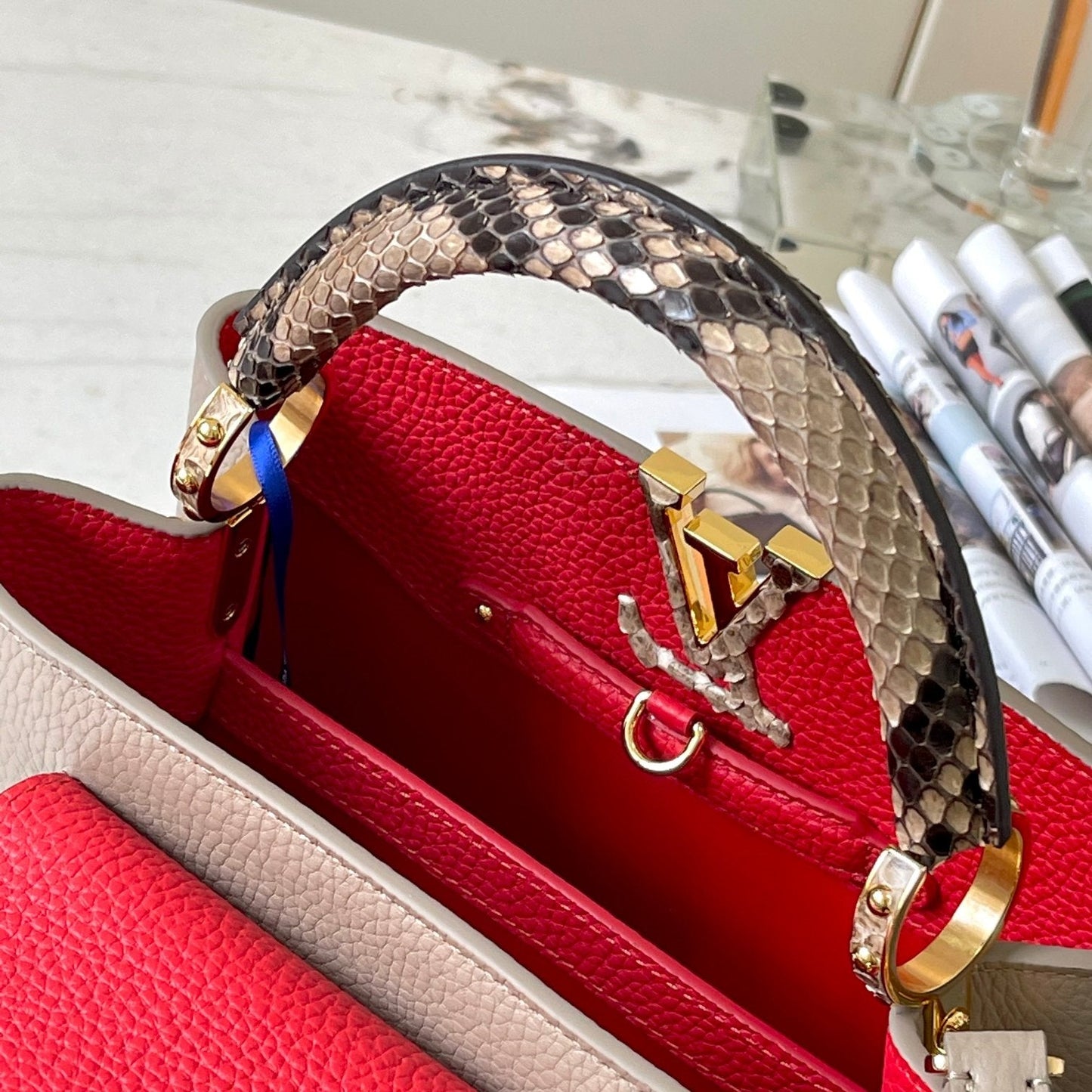 N82068 Capucines BB Steeple Gray