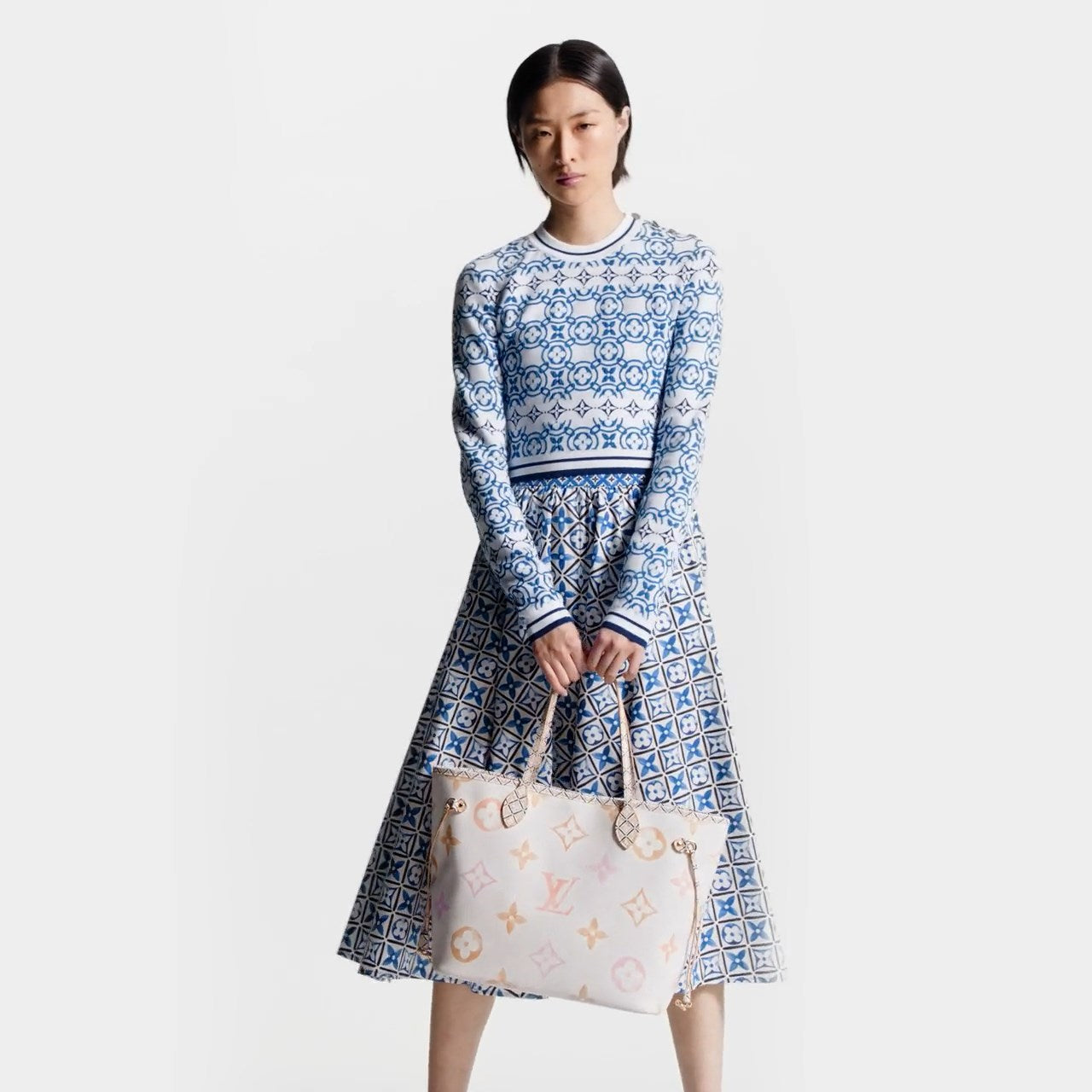 M22978 Neverfull MM Beige Monogram