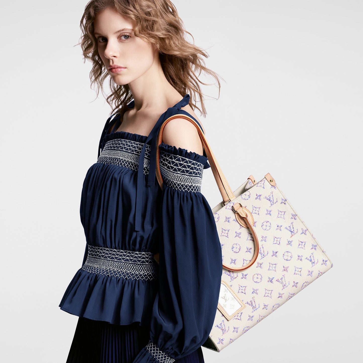 M24708 OnTheGo MM Multicolor Beige