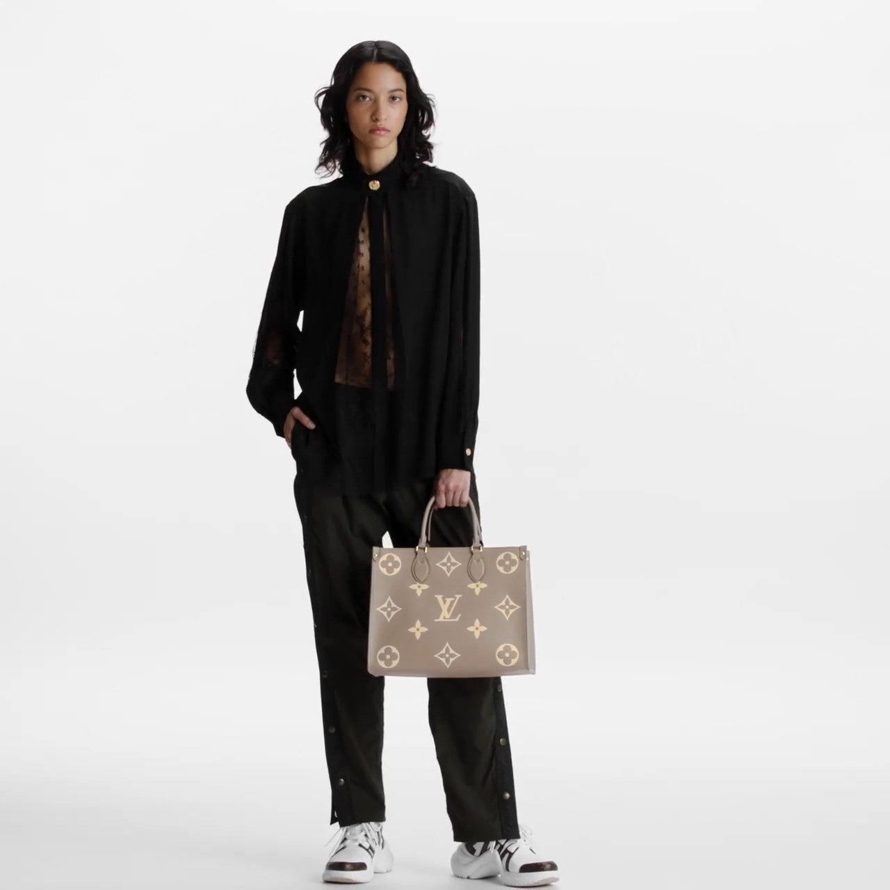 OnTheGo MM M45494 Dove Cream