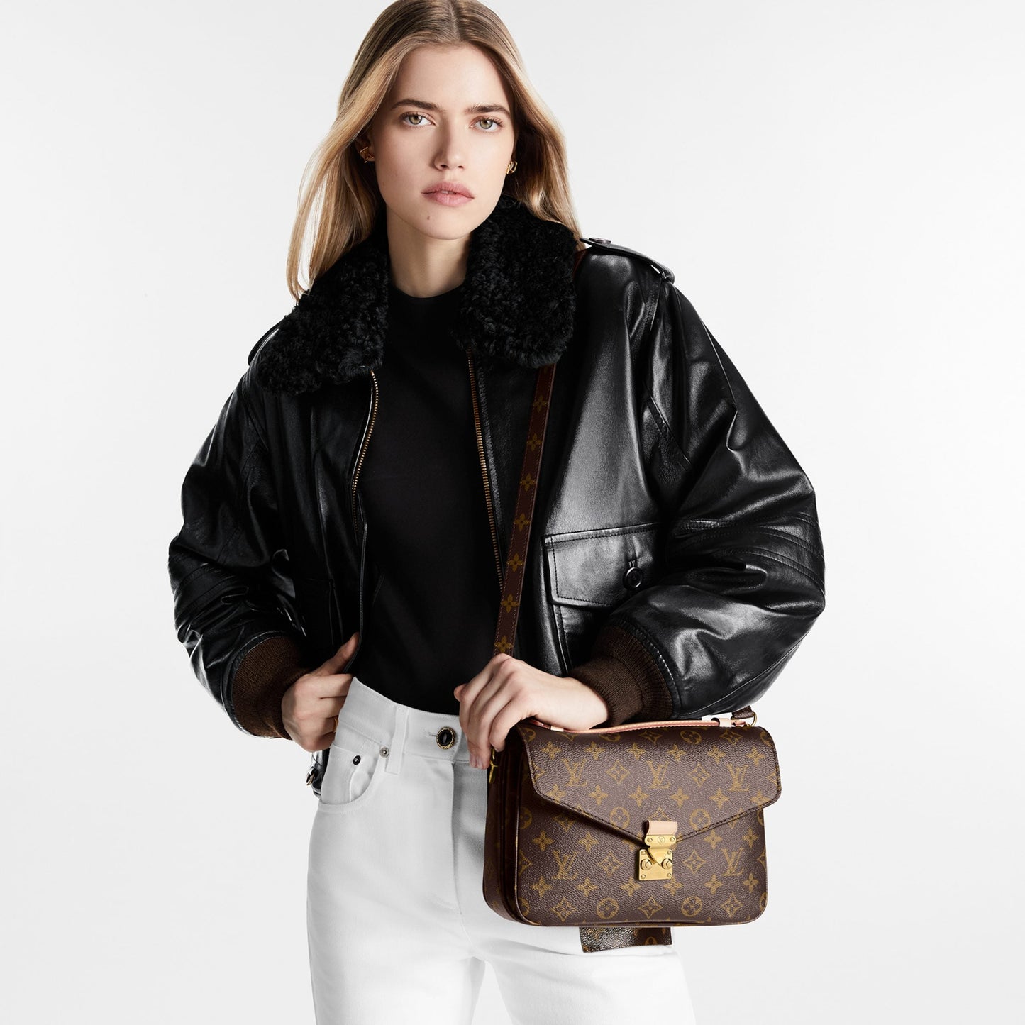 Pochette Metis M44875 Monogram