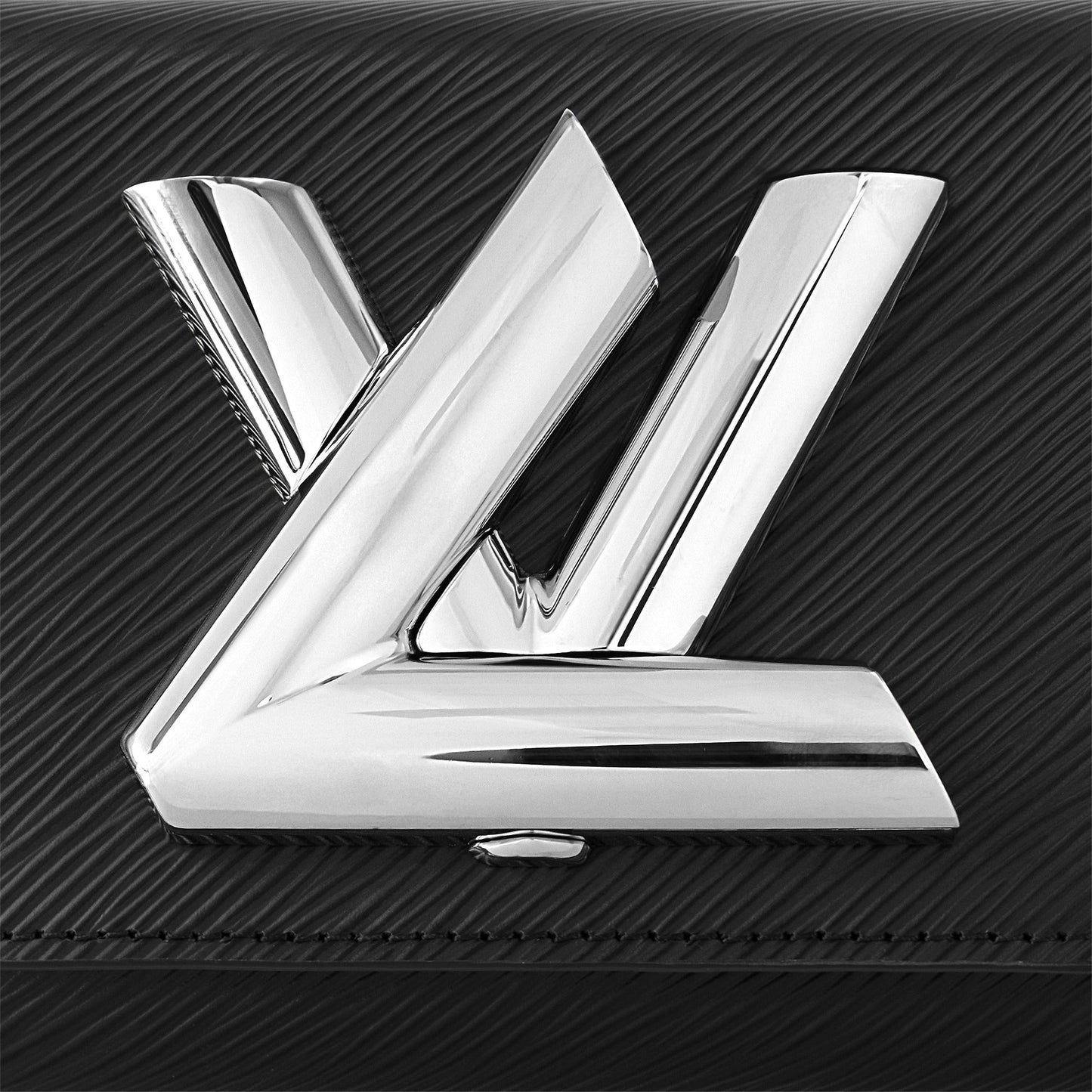 M22296 Twist Lock XL Black