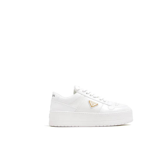 Women Downtown Sneakers