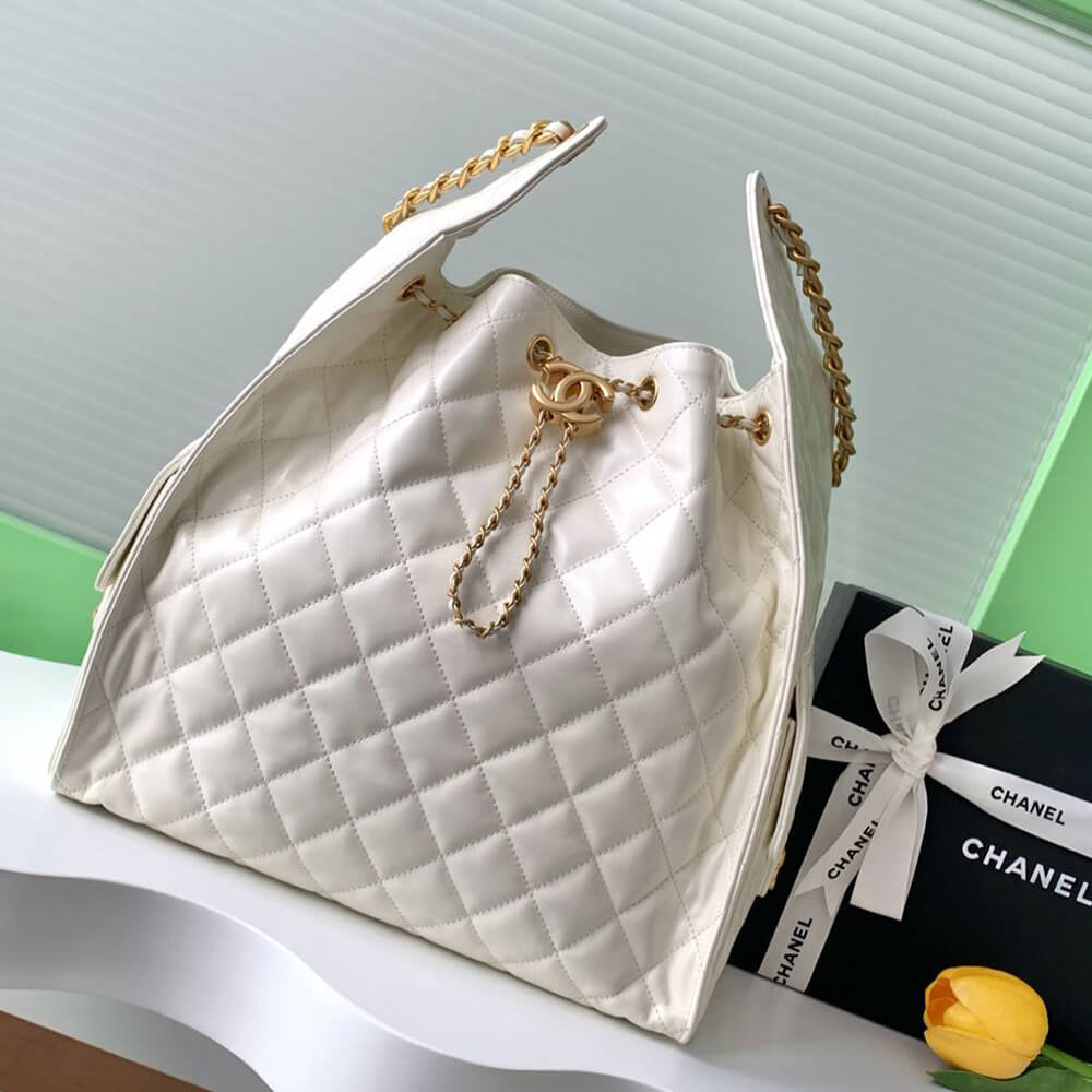 25 Medium Handbag