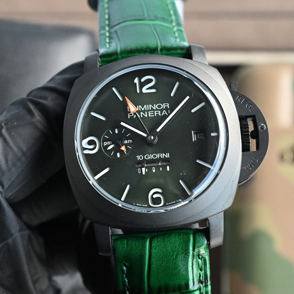 Panerai Luminor 44mm