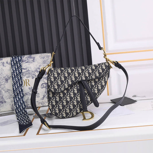 SADDLE BAG WITH STRAP