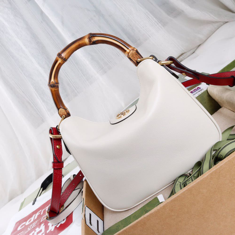 Diana Small Shoulder Bag