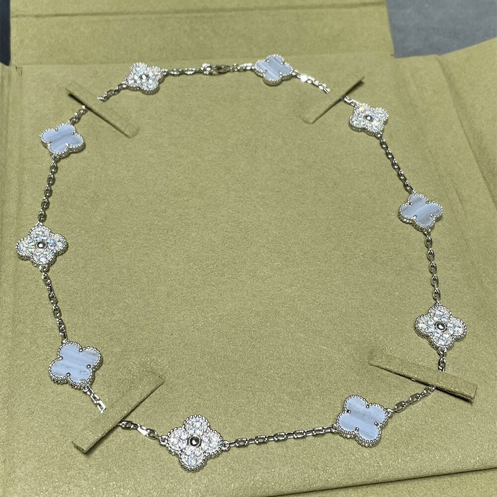 Collier Arpels 