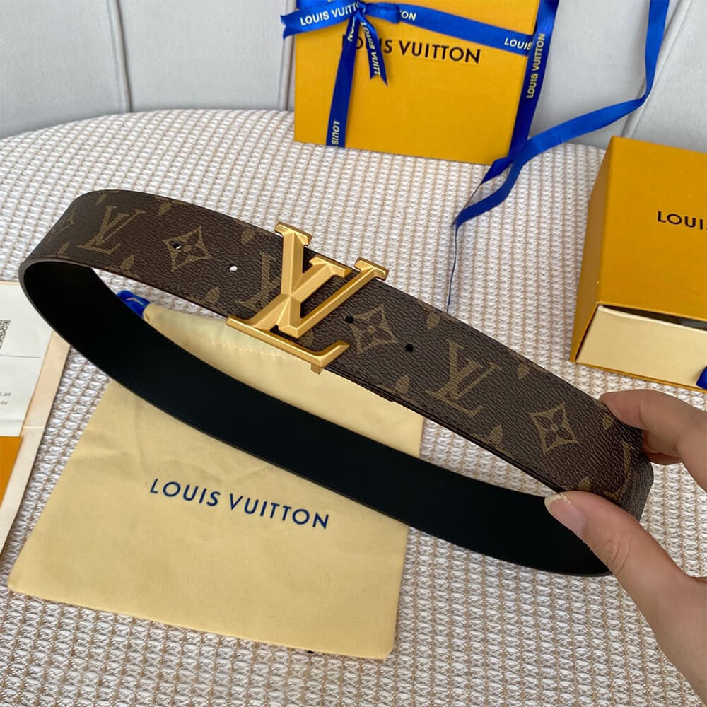 Pyramide 40mm Belt