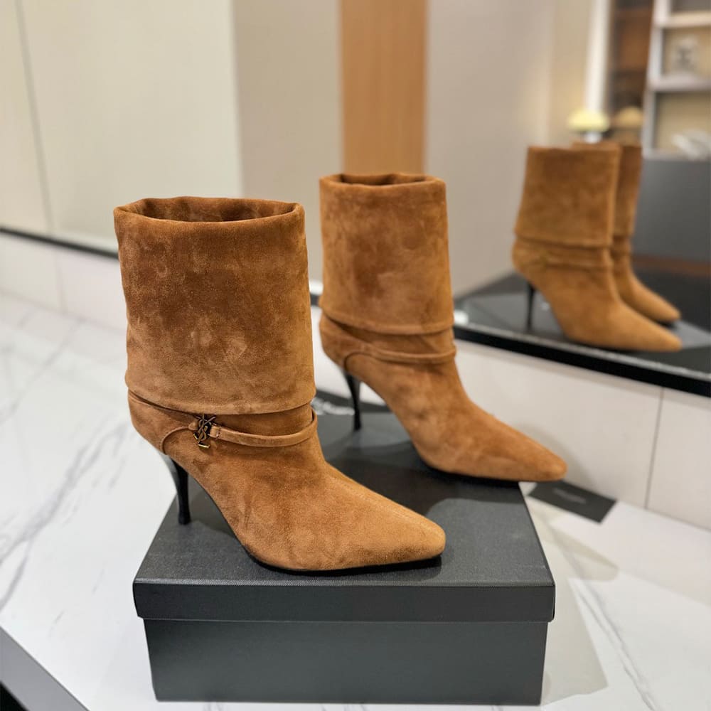 Niki Booties in Suede