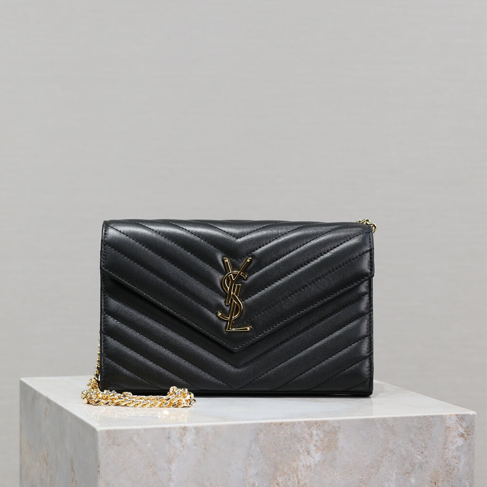 Cassandre chain wallet in lambskin