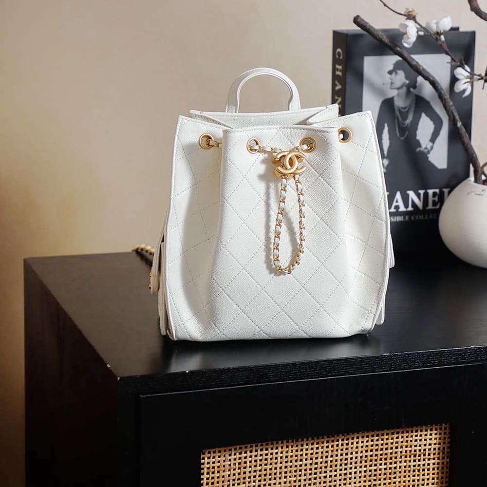 25 Medium Backpack