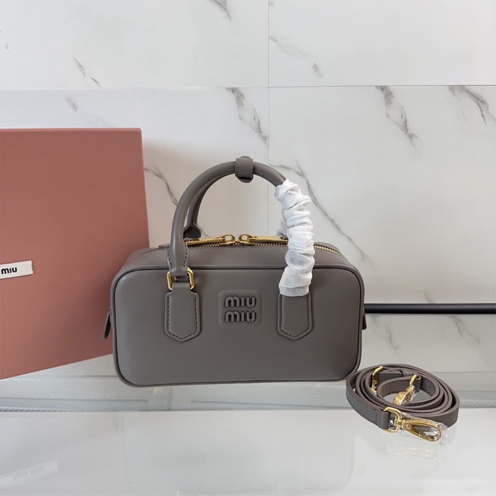 Medium Arcadie Leather Bag