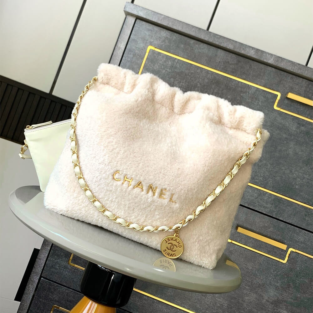 22 Small Handbag