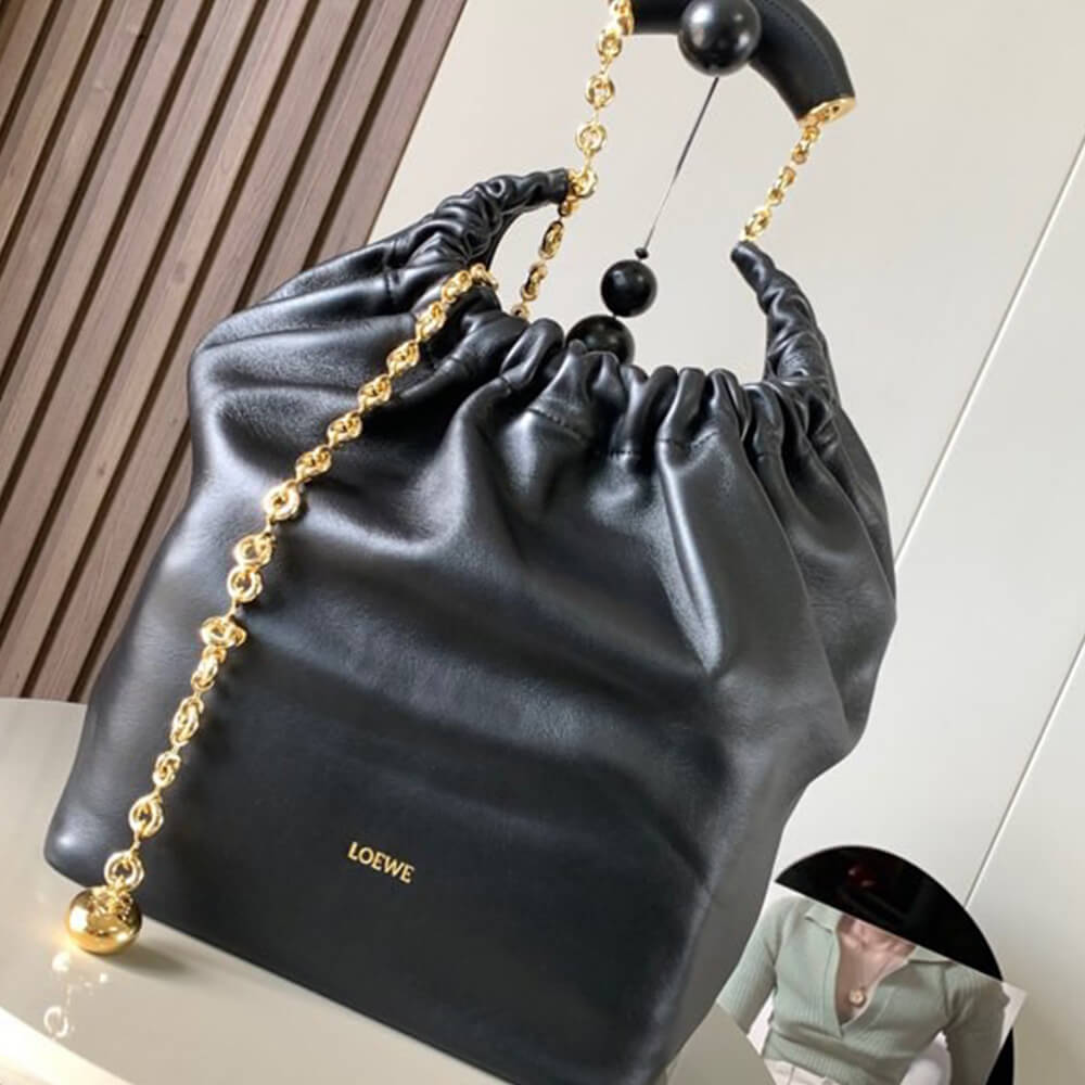 Medium Squeeze Bag in Nappa Lambskin