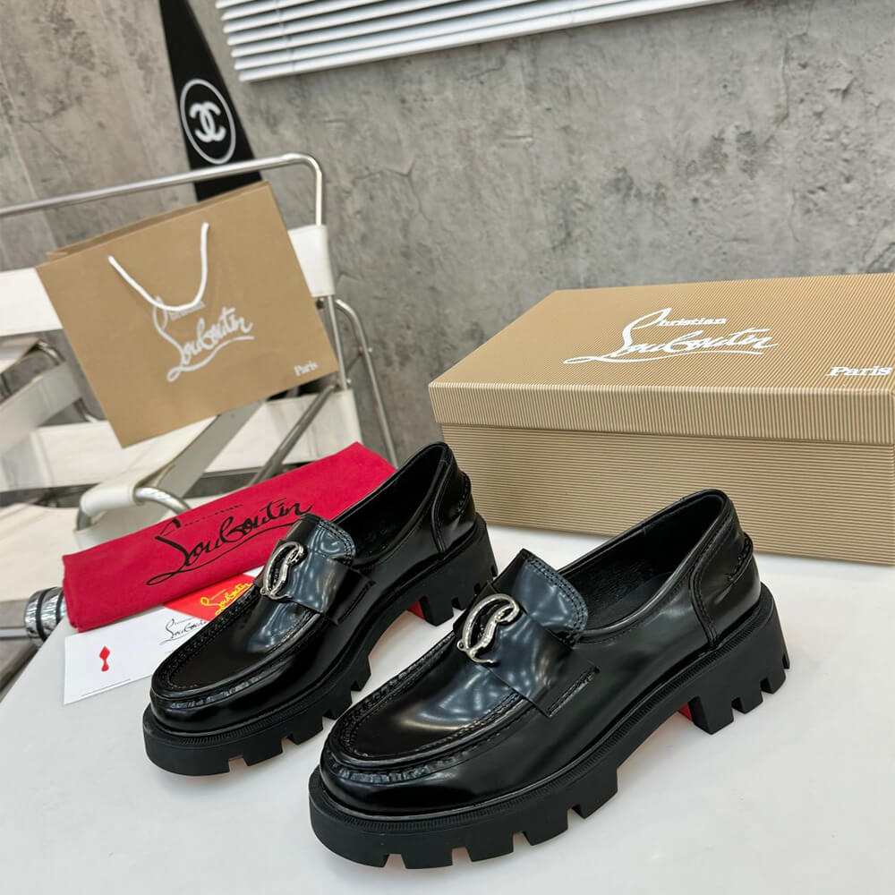Mocassins à pampilles