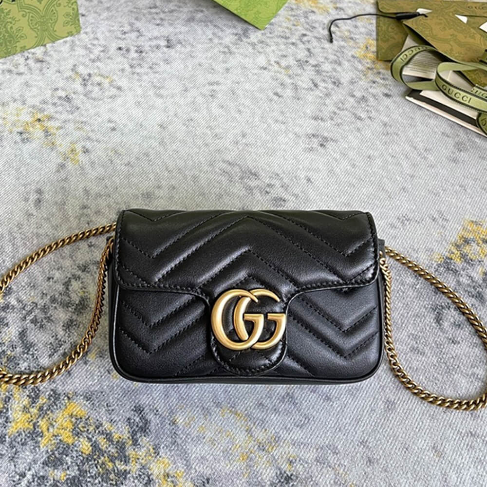 Sac super mini GG Marmont en cuir matelassé 