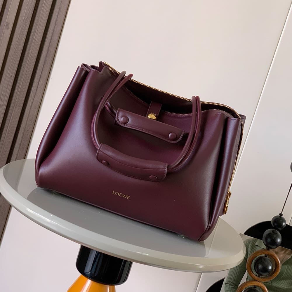 Medium Madrid Bagin Supple Calfskin