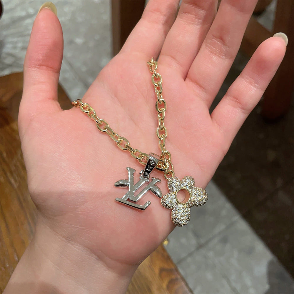 Collier 