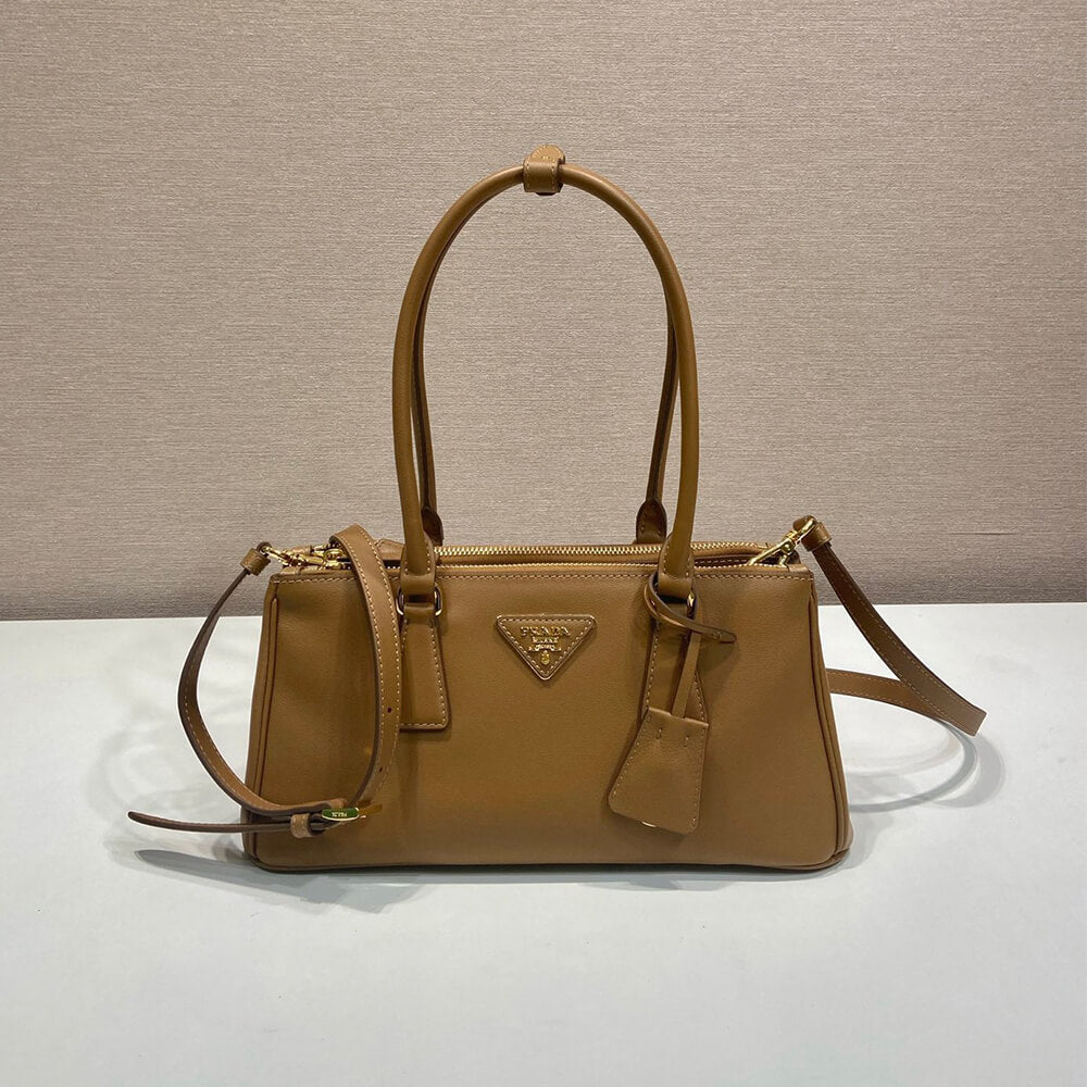Medium Galleria Leather Bag