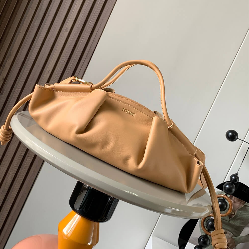 Small Paseo Bag in Shiny Nappa Calfskin