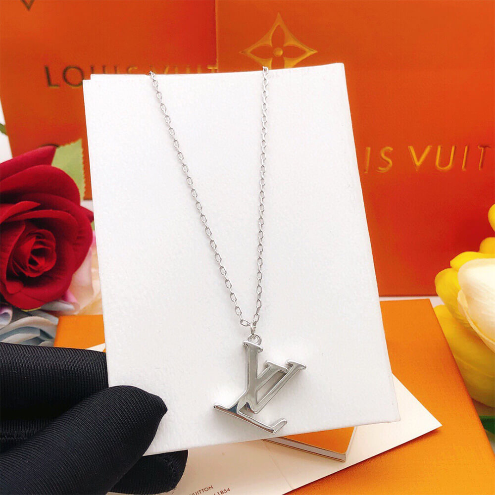 Collier LV