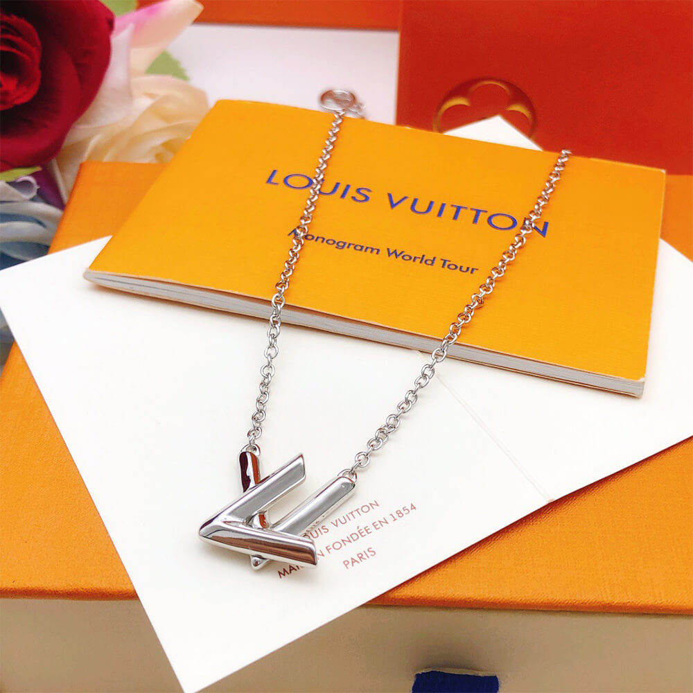 Collier LV