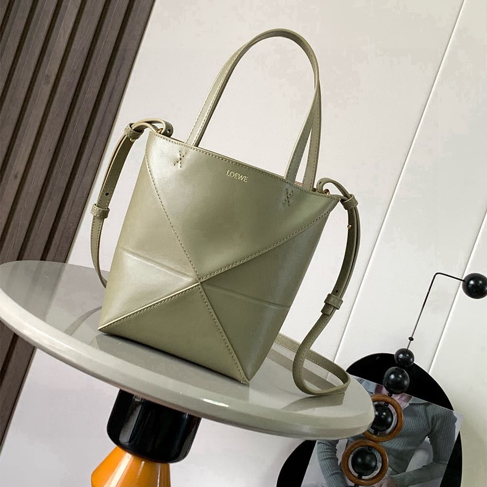 Mini Puzzle Fold Tote in Shiny Calfskin