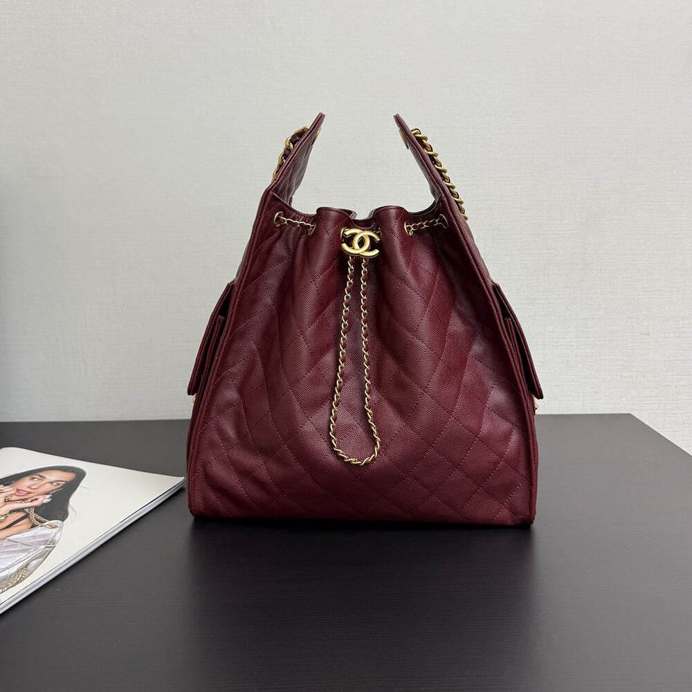 25 Medium Handbag