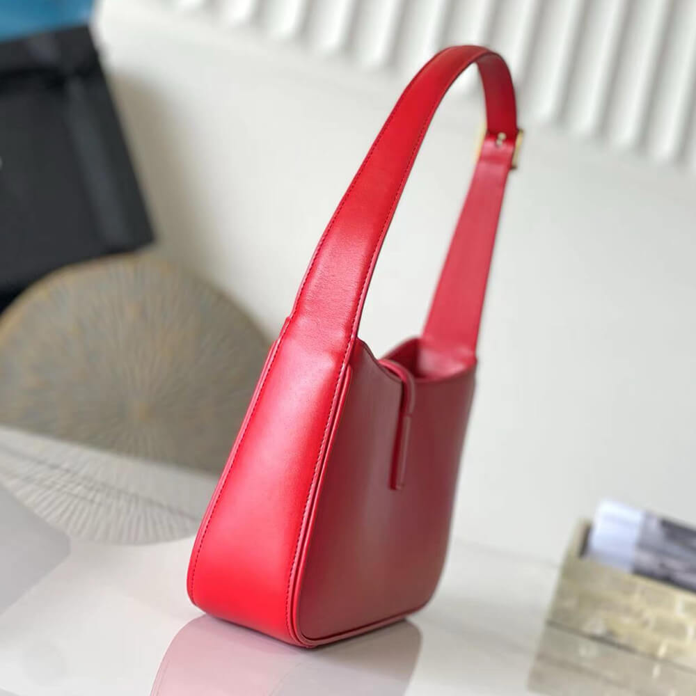 LE 5 A 7 HOBO BAG IN SMOOTH LEATHER