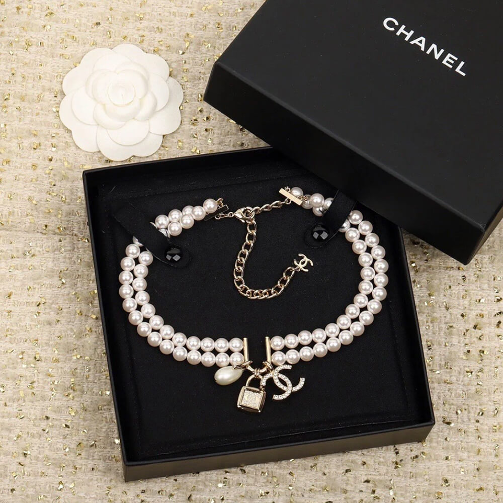 Pearl Necklace
