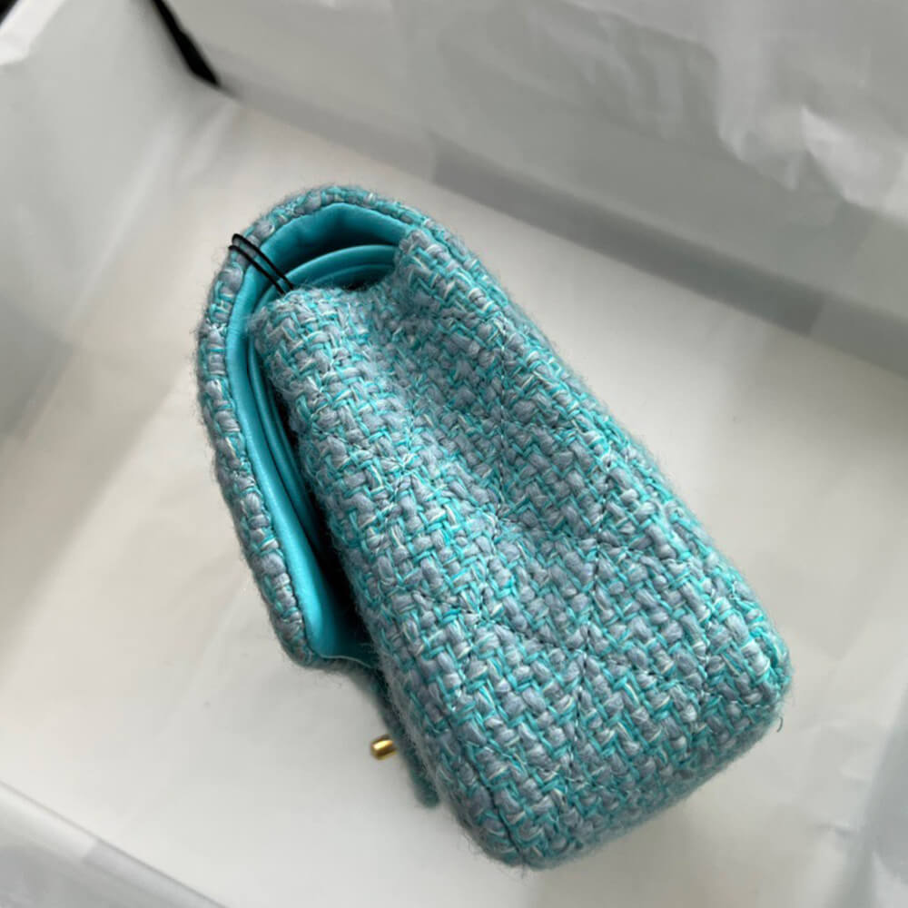 Tweed Medium Classic Flap Bag