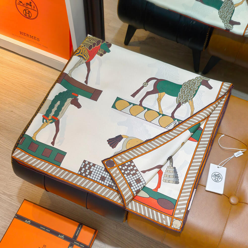 A T*ute All*re Sc*rf 90