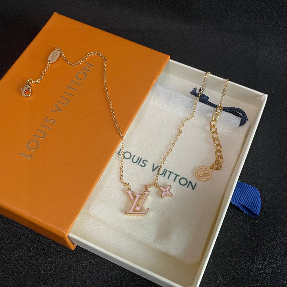 Collier iconique en émail