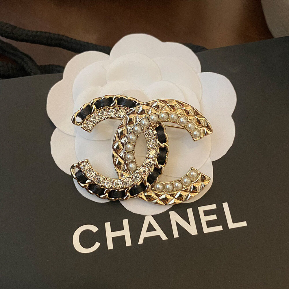 Brooch