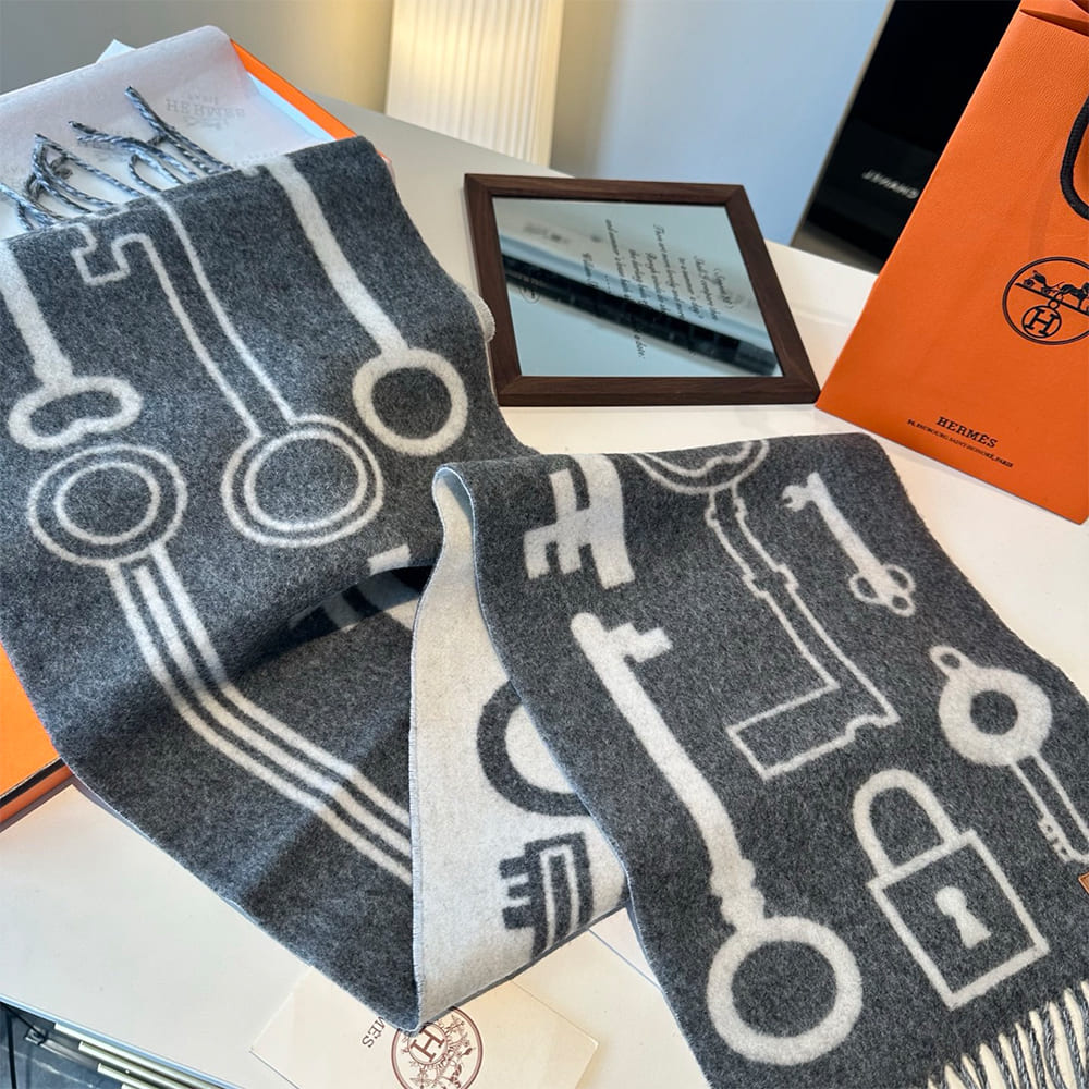 Casaque Porte-Clefs Scarf