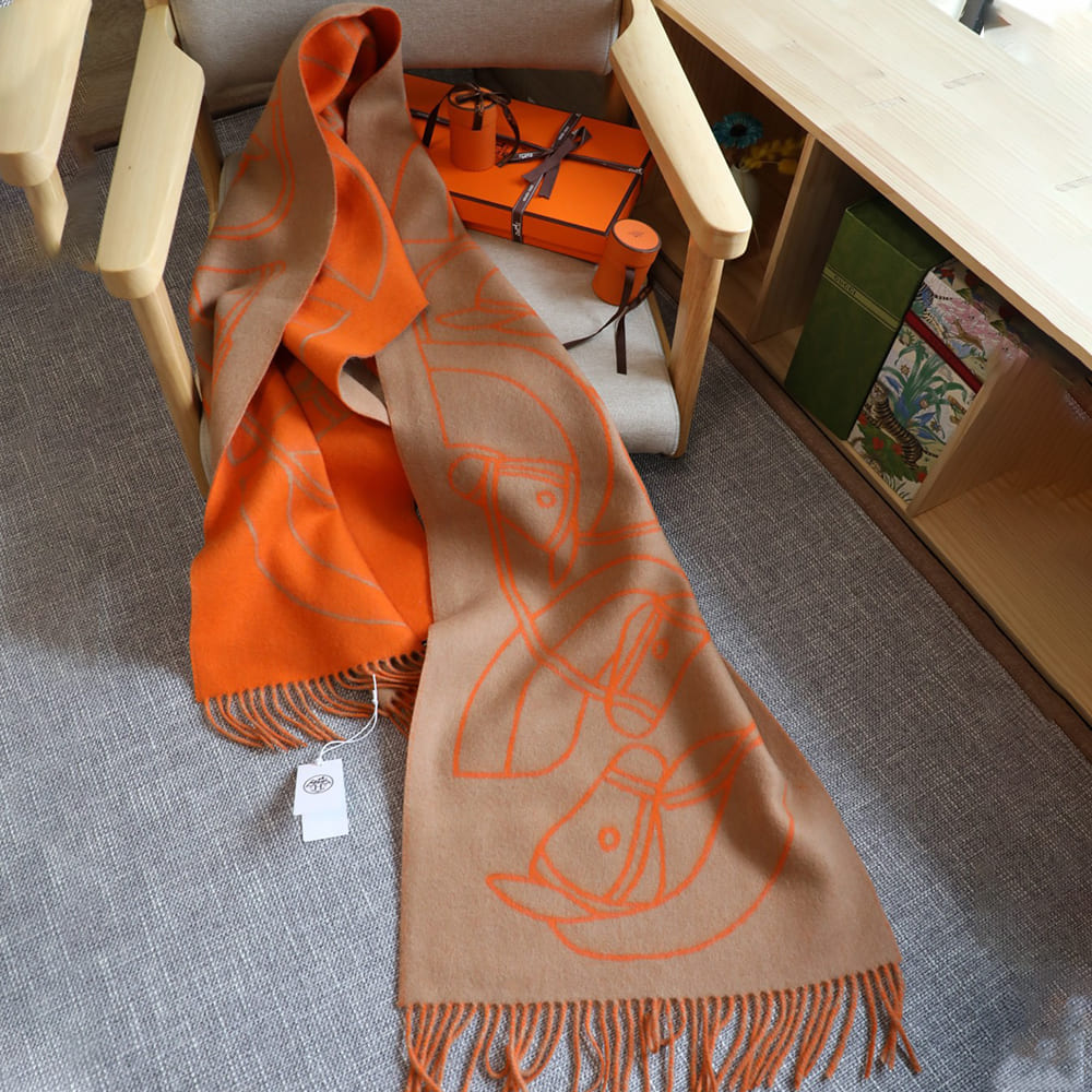 Casaque Entrelacs Equestres Scarf
