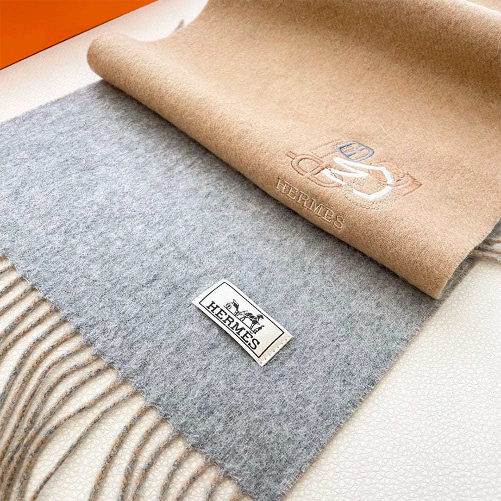 Recto-Verso PM H Puzzle Scarf