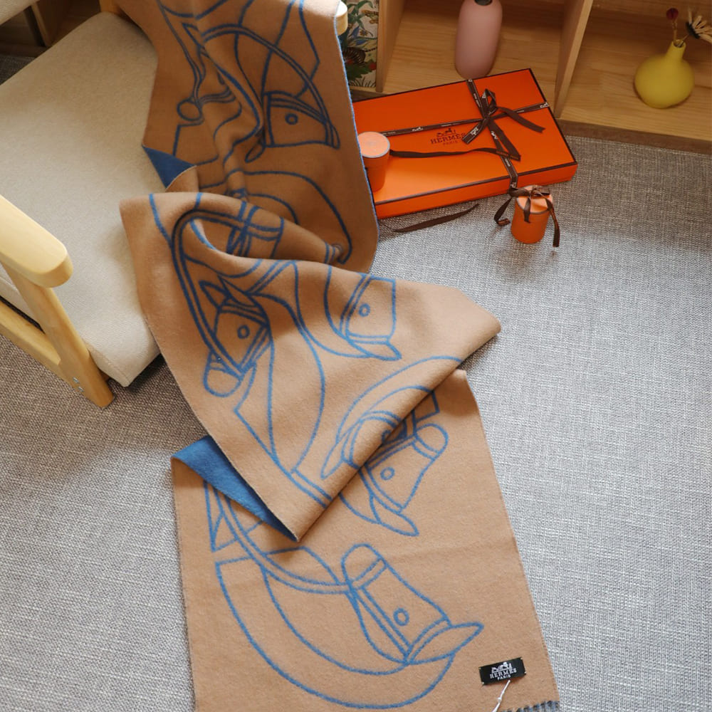 Casaque Entrelacs Equestres Scarf