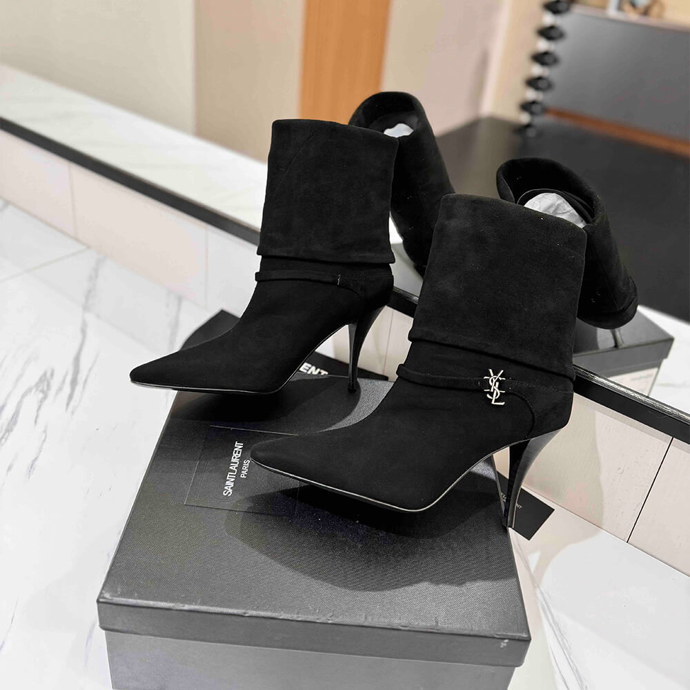 Niki Booties in Suede