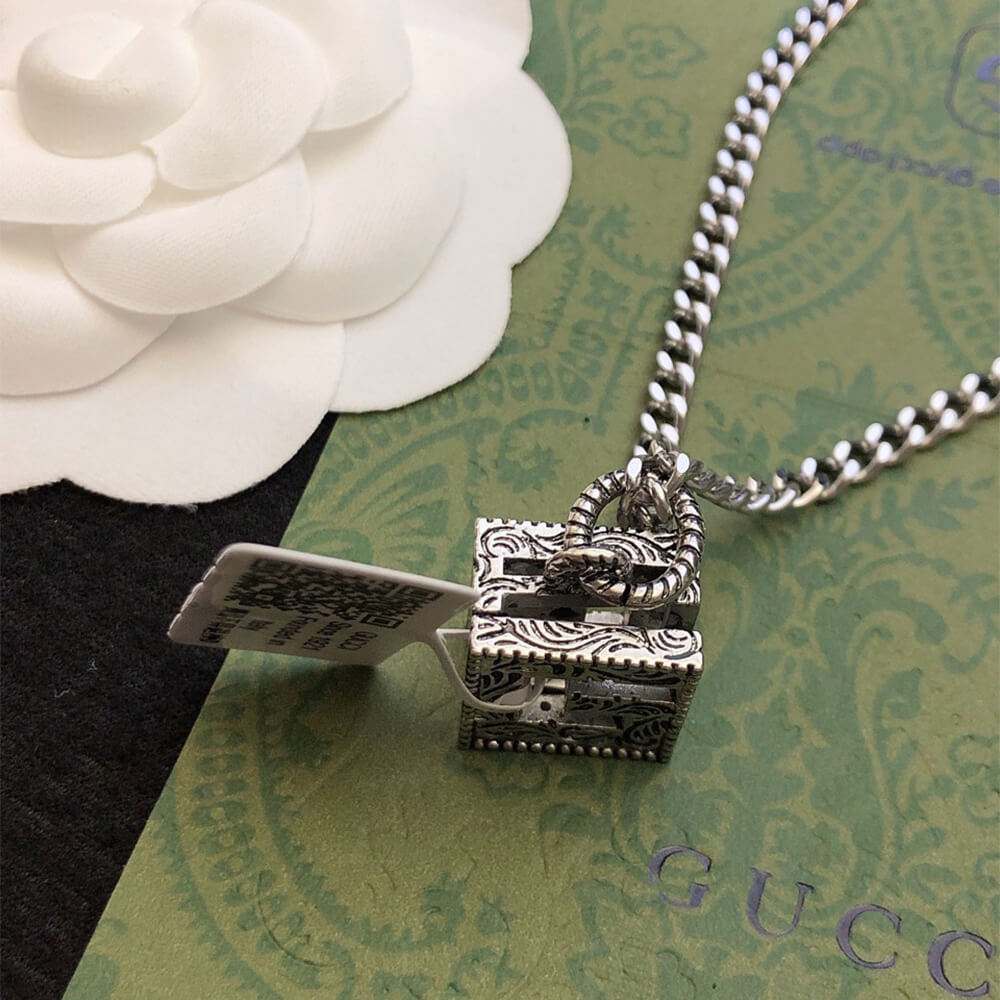 Collier 
