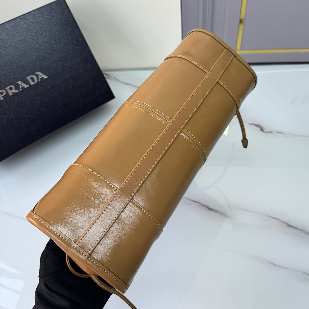 Medium Leather Handbag