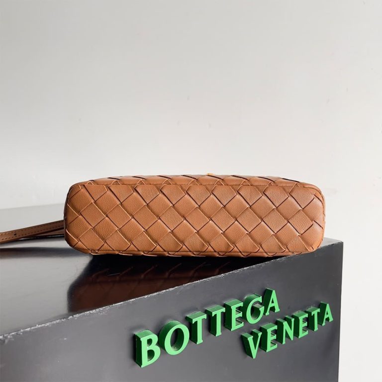 Veneta Bang Bang Vanity Case