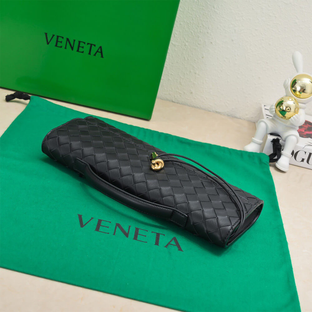 Veneta Andiamo Clutch