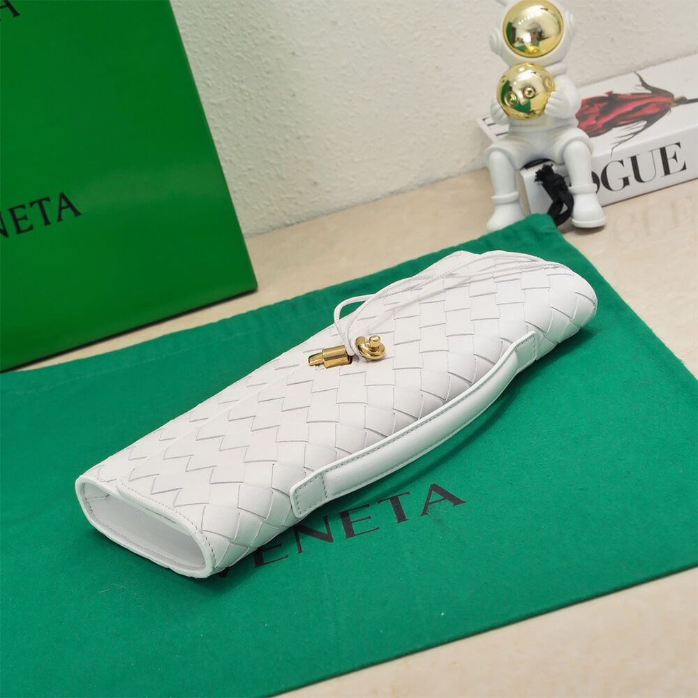 Veneta Andiamo Clutch
