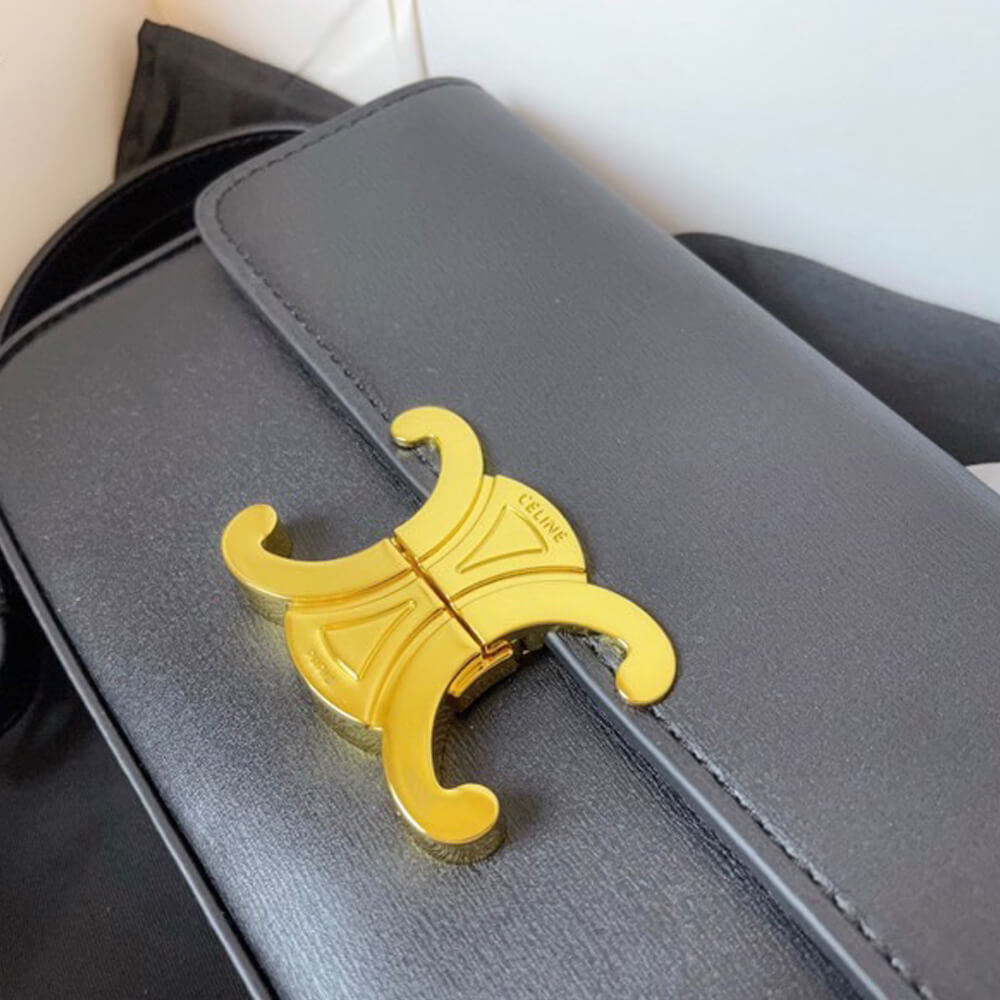 TRIOMPHE SHOULDER BAG