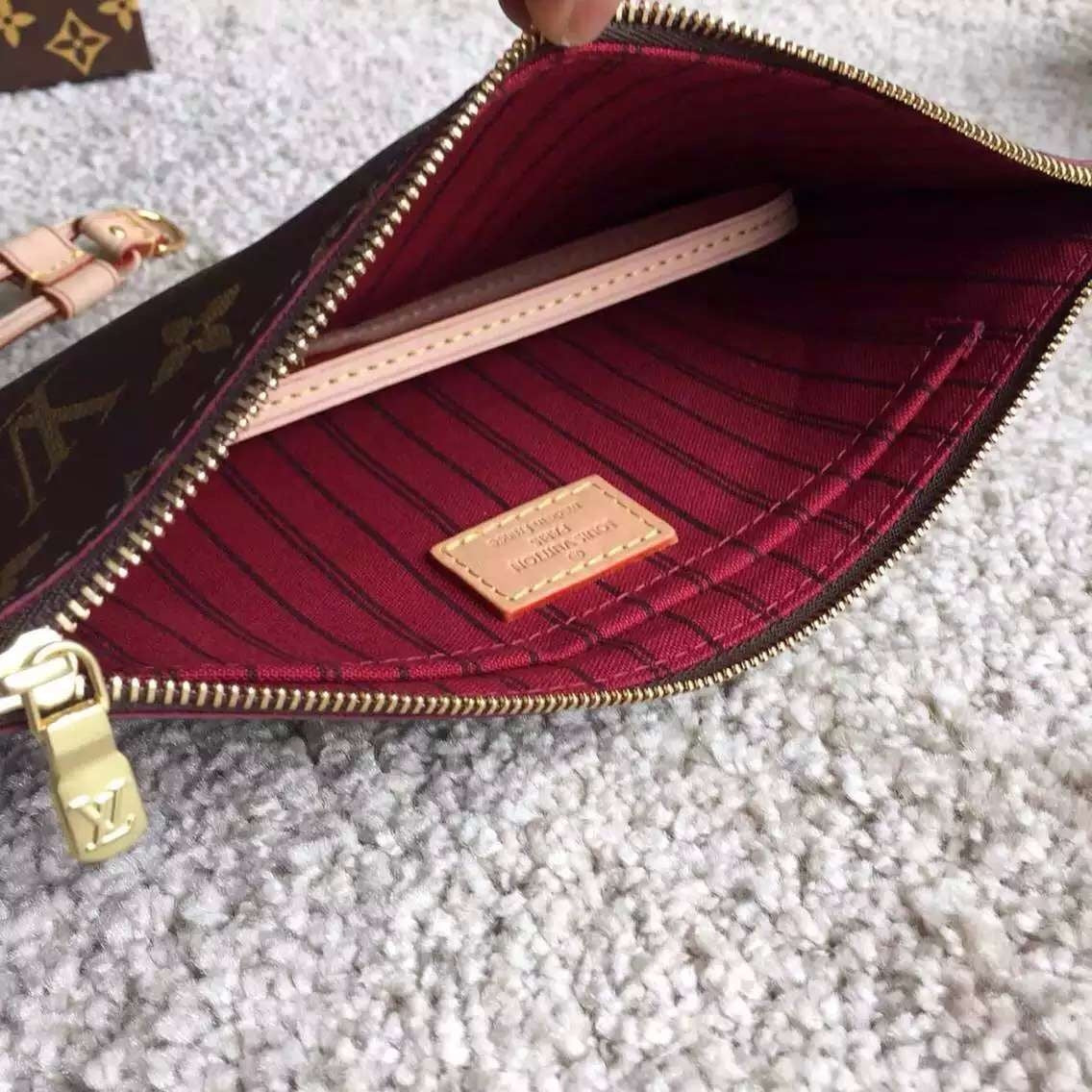 Neverfull MM Bag Monogram Canvas M40996